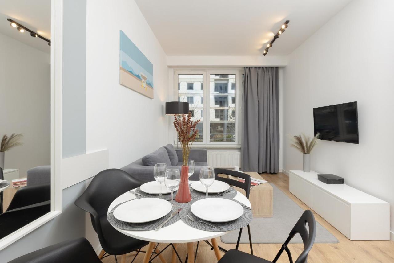 Wola Pet-Friendly Apartments With Ac Slawinska By Noclegi Renters Warszawa Zewnętrze zdjęcie
