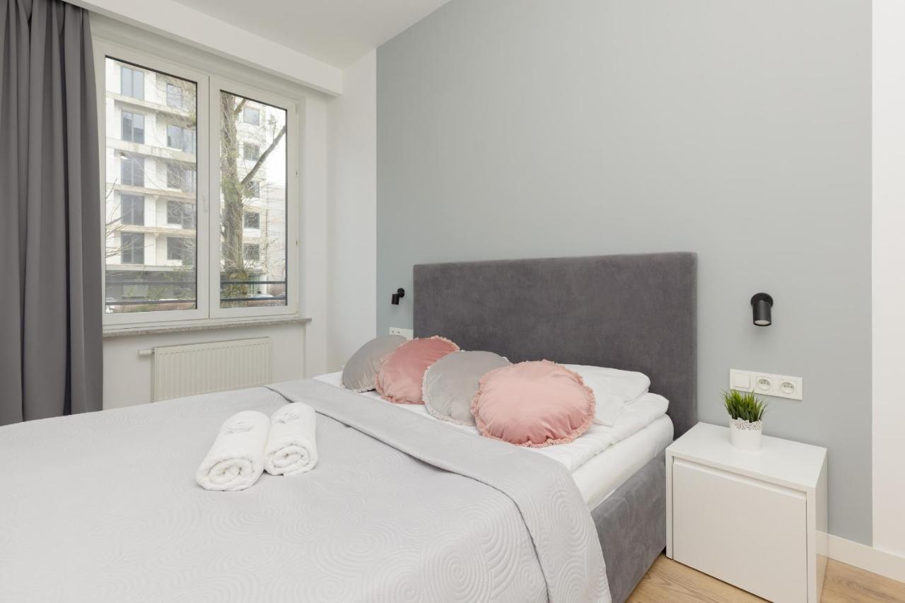Wola Pet-Friendly Apartments With Ac Slawinska By Noclegi Renters Warszawa Zewnętrze zdjęcie