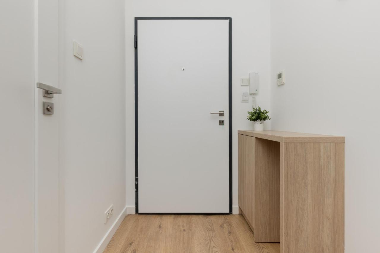 Wola Pet-Friendly Apartments With Ac Slawinska By Noclegi Renters Warszawa Zewnętrze zdjęcie