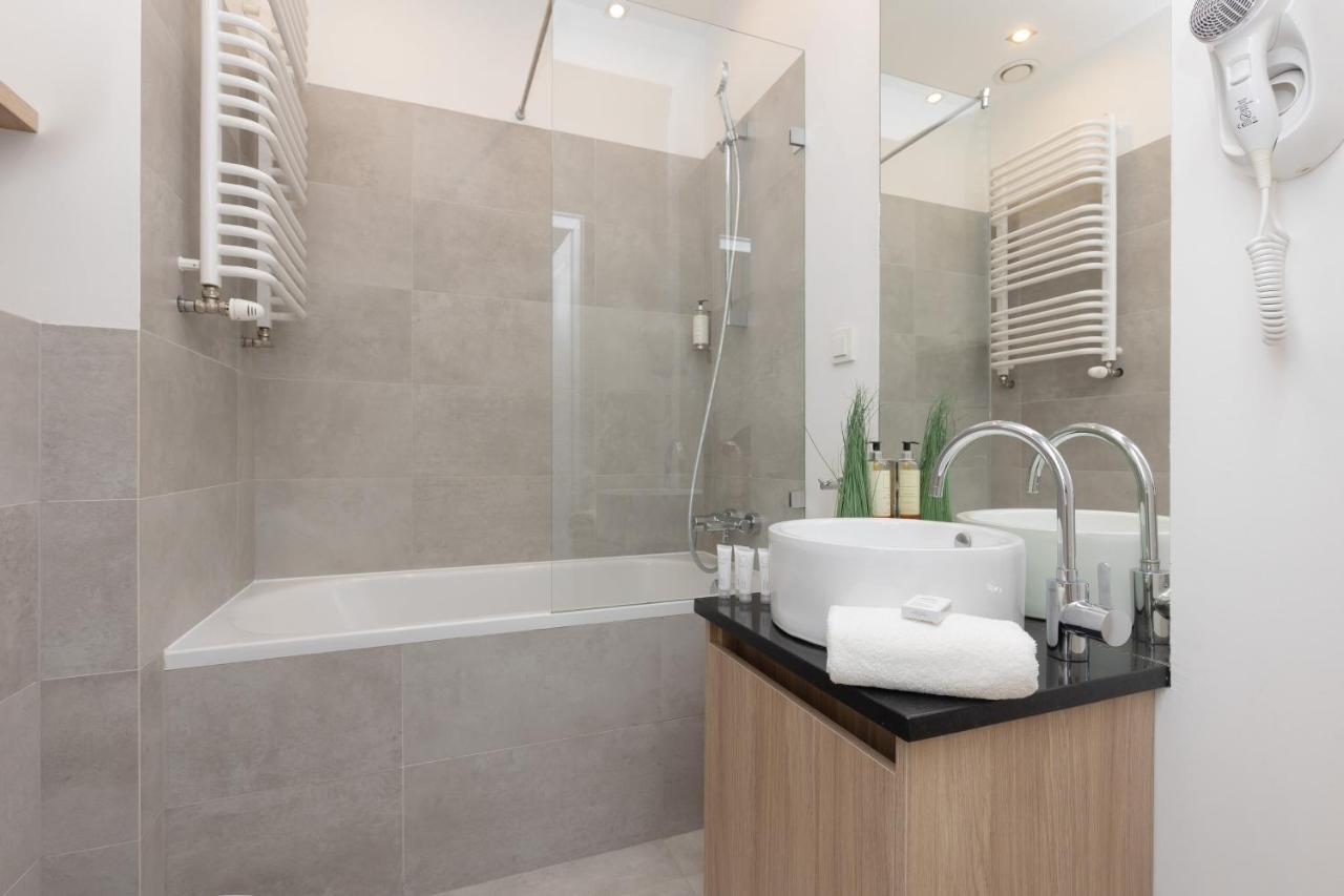 Wola Pet-Friendly Apartments With Ac Slawinska By Noclegi Renters Warszawa Zewnętrze zdjęcie