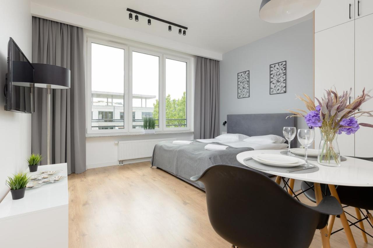Wola Pet-Friendly Apartments With Ac Slawinska By Noclegi Renters Warszawa Zewnętrze zdjęcie