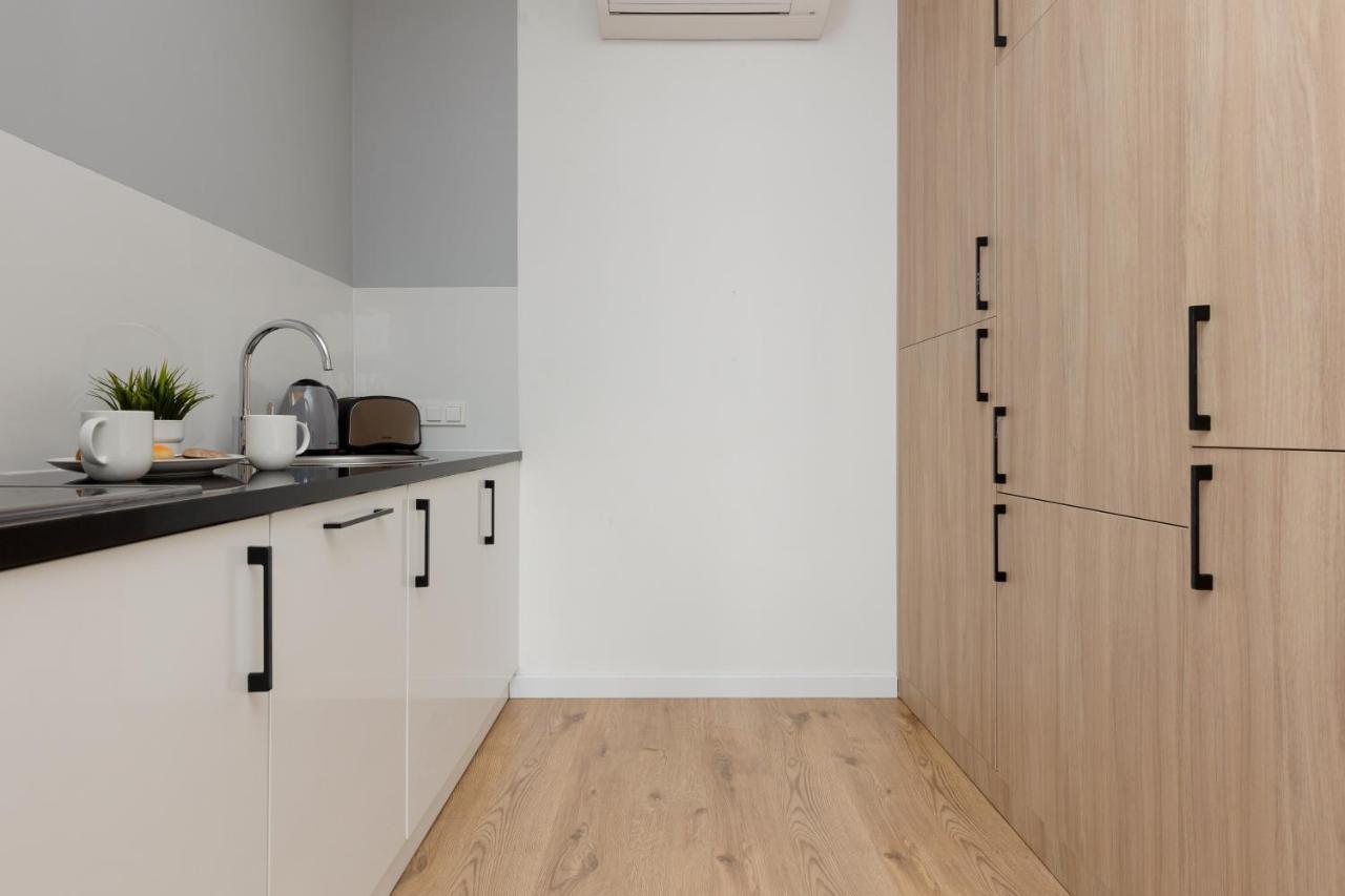 Wola Pet-Friendly Apartments With Ac Slawinska By Noclegi Renters Warszawa Zewnętrze zdjęcie