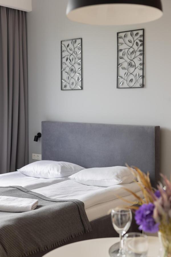 Wola Pet-Friendly Apartments With Ac Slawinska By Noclegi Renters Warszawa Zewnętrze zdjęcie