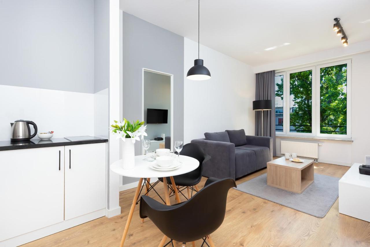 Wola Pet-Friendly Apartments With Ac Slawinska By Noclegi Renters Warszawa Zewnętrze zdjęcie