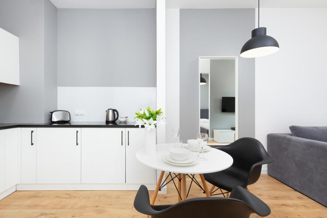 Wola Pet-Friendly Apartments With Ac Slawinska By Noclegi Renters Warszawa Zewnętrze zdjęcie