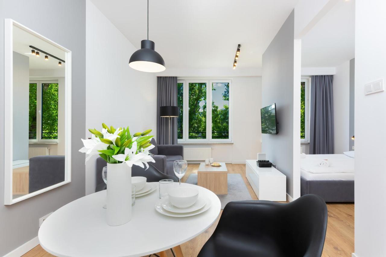 Wola Pet-Friendly Apartments With Ac Slawinska By Noclegi Renters Warszawa Zewnętrze zdjęcie