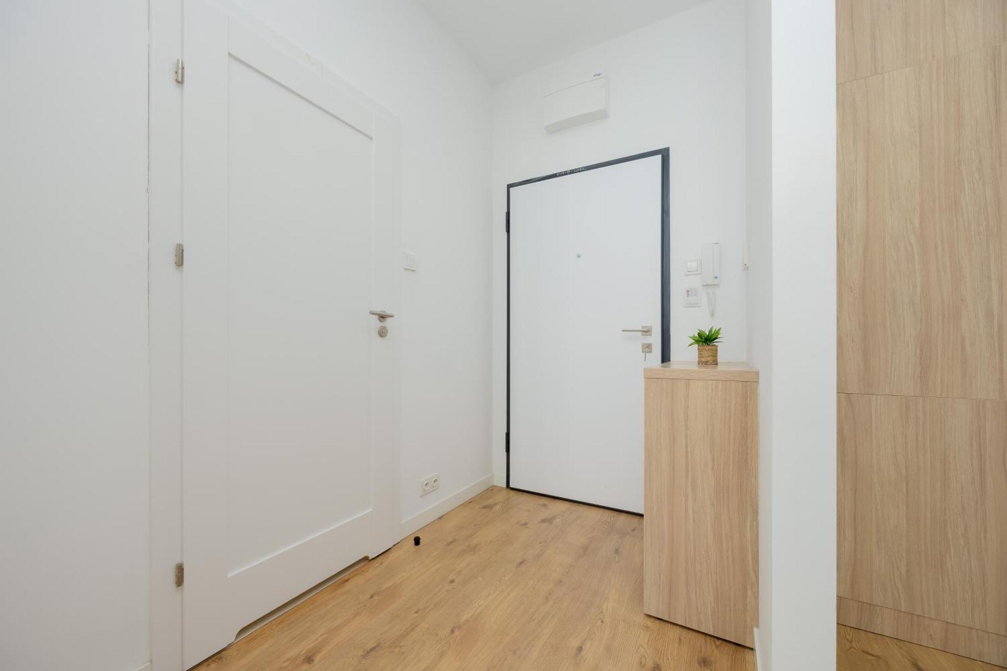 Wola Pet-Friendly Apartments With Ac Slawinska By Noclegi Renters Warszawa Zewnętrze zdjęcie